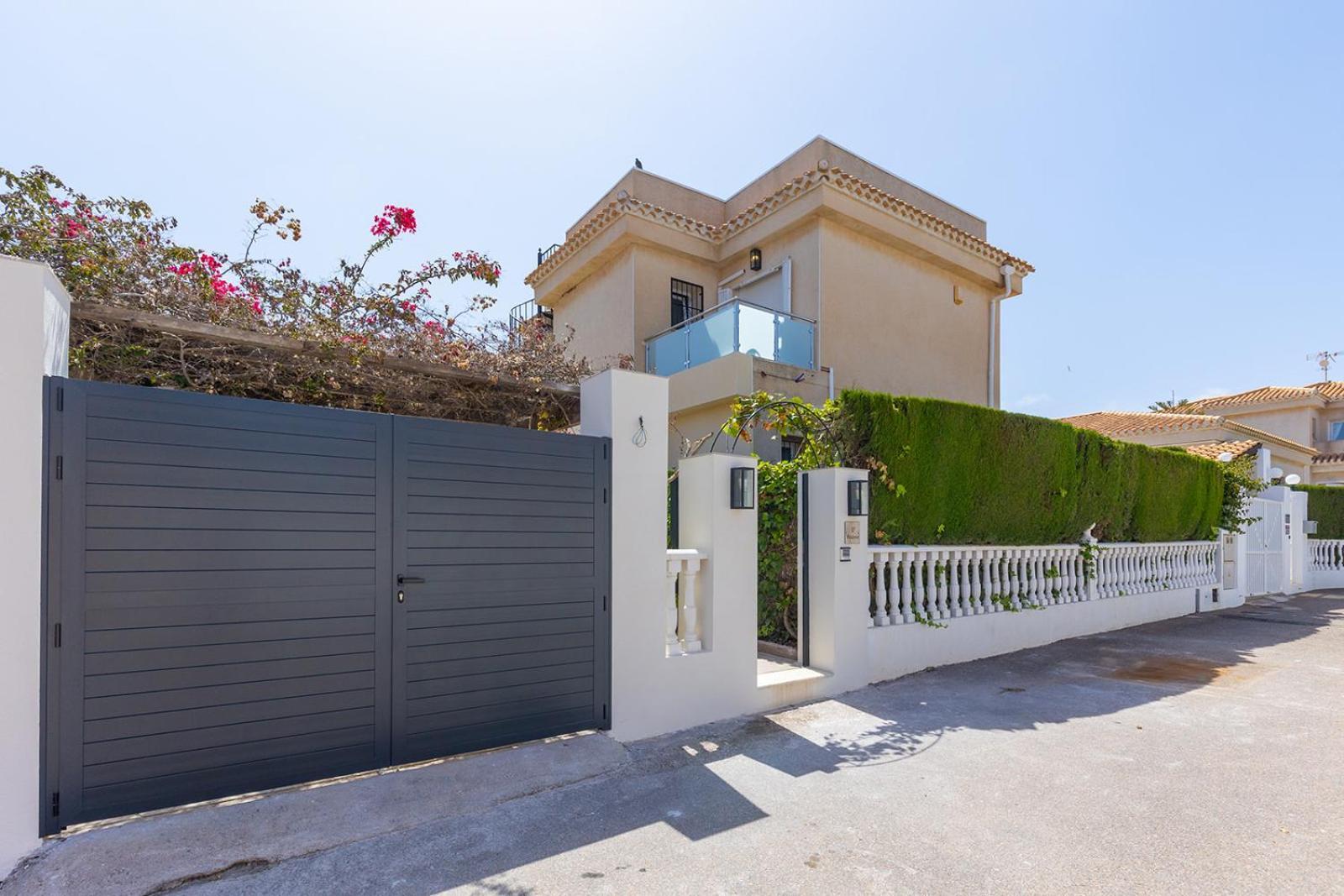 17 Vistamar Playa Flamenca Villa ภายนอก รูปภาพ